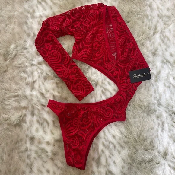 Fredericks of Hollywood Kerry Asymmetrical Lace Bodysuit - Picture 4 of 7